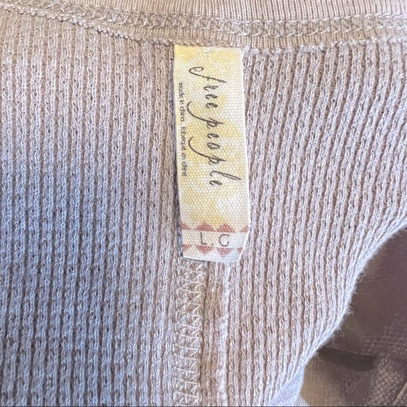 FREE PEOPLE Alpine Knit Cuff Thermal Sweater Long Sleeve Top in Taupe,Size Large - Picture 8 of 8
